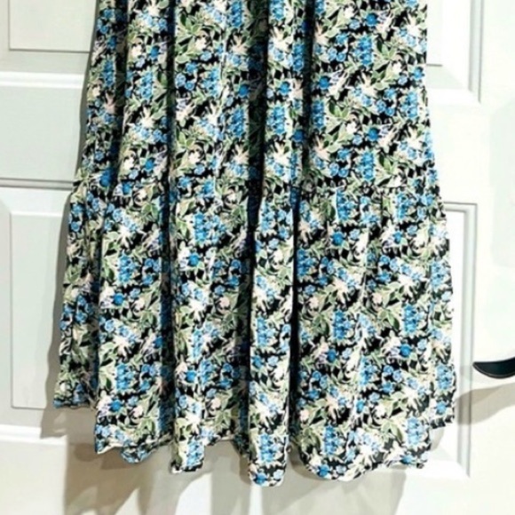 ASTR The Label FLORAL DRESS BY ASTR the label size XS NWT - Picture 3 of 14